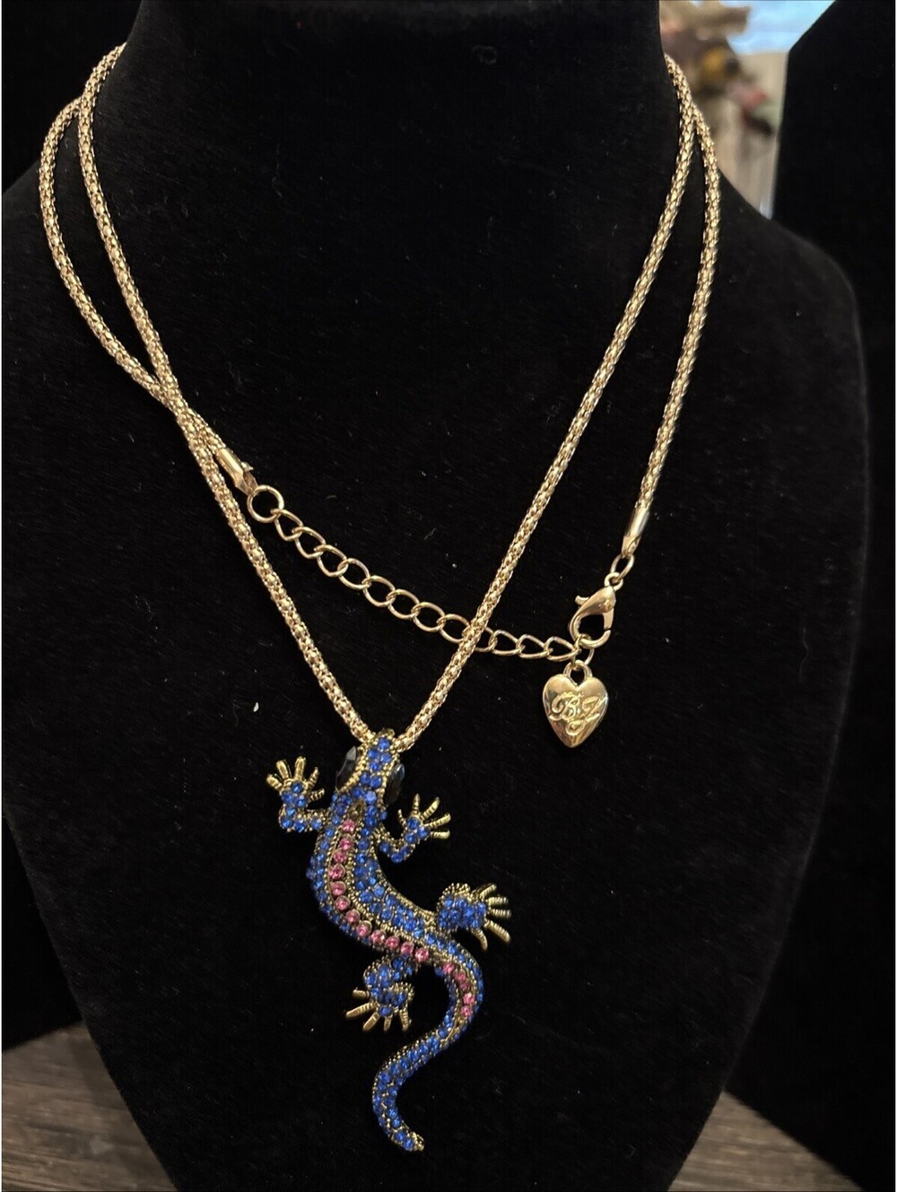 Betsy Johnson Necklace 28-32” With Blue Rhinestone Lizard Pendant